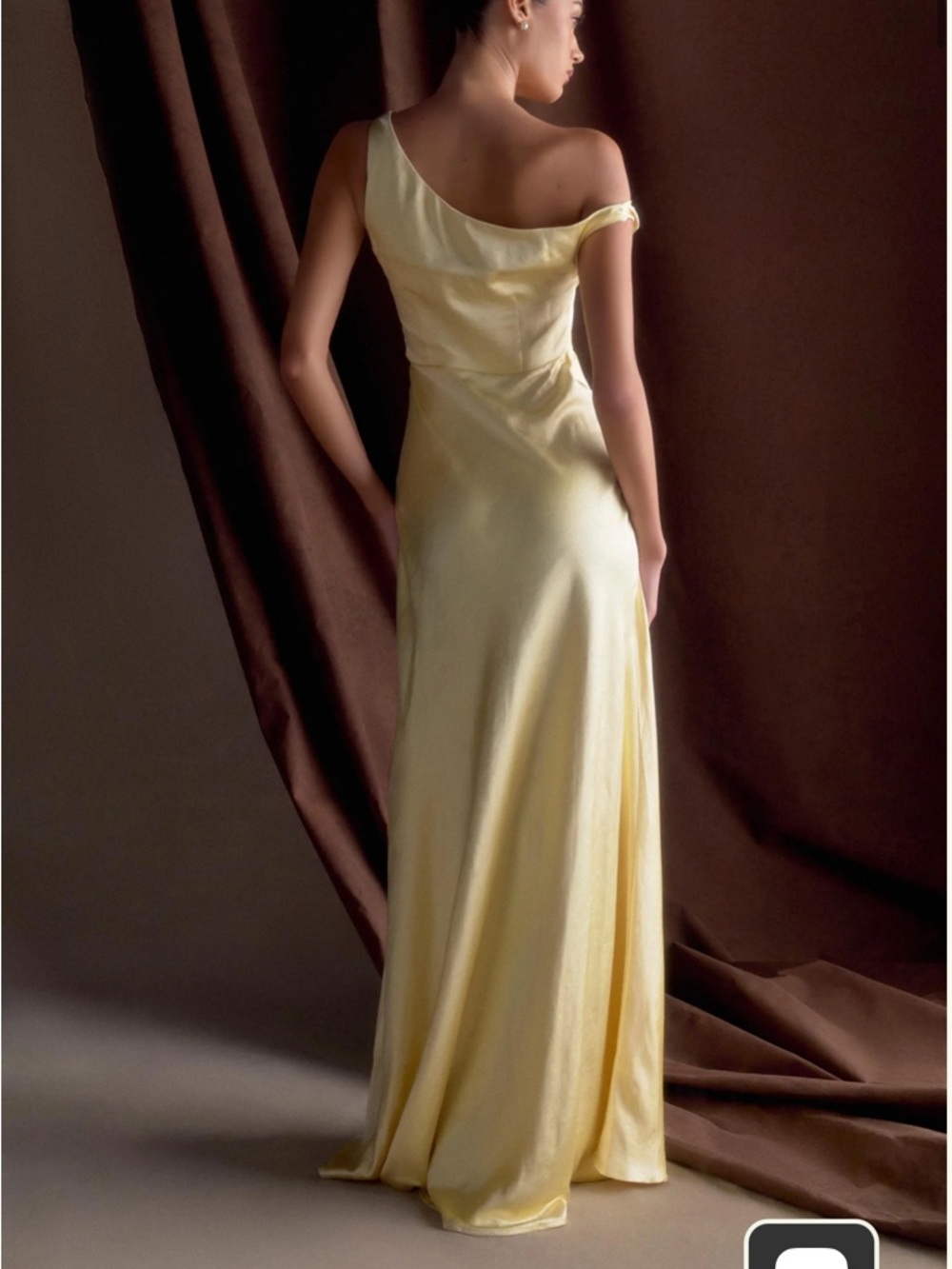 Meshki Pale Yellow One-Shoulder Draped Evening Gown - Picture 3 of 6